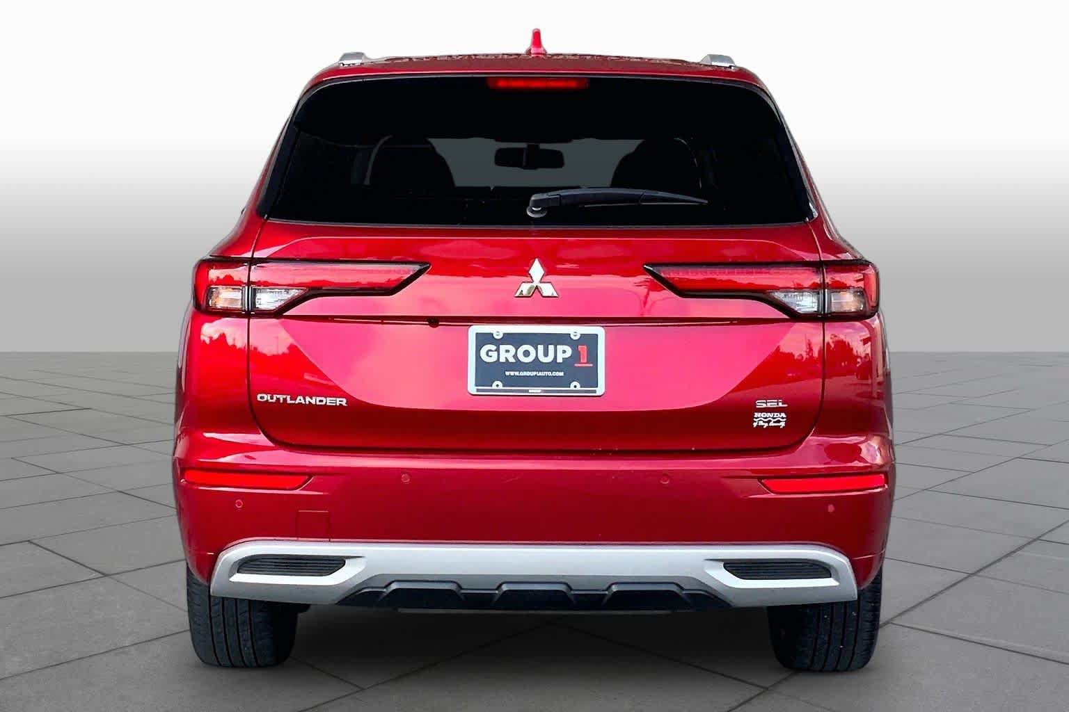 Used 2024 Mitsubishi Outlander SEL FWD image 5