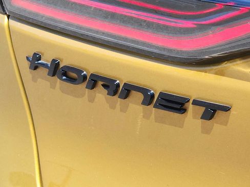 Used 2024 Dodge Hornet R/T w/ Tech Pack w/o Parking AWD/4WD image 11