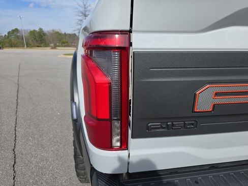 Used 2024 Ford F150 Raptor image 34