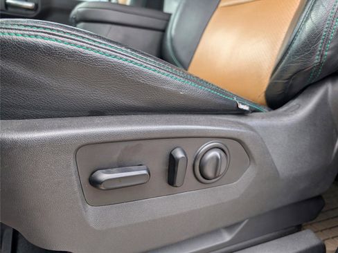 Used 2019 Chevrolet Silverado 1500 RST image 10