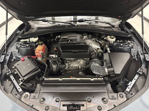 Used 2022 Chevrolet Camaro LT image 39