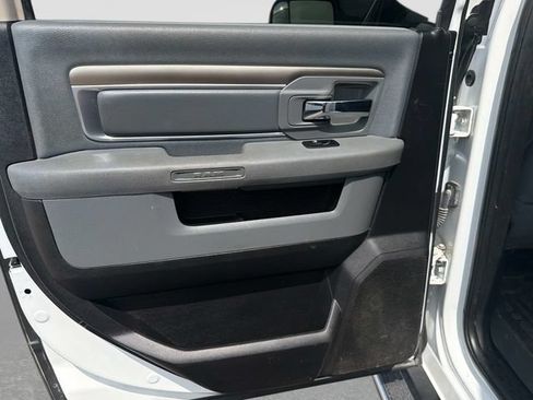 Used 2017 RAM 3500 Big Horn AWD/4WD image 13