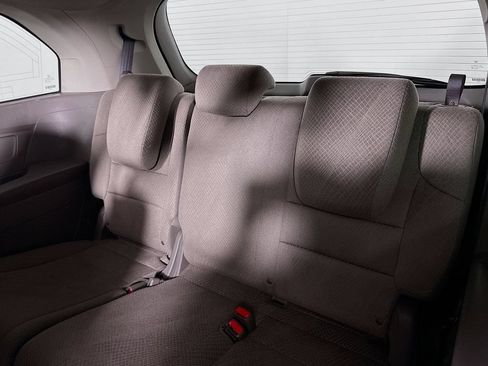 Used 2016 Honda Odyssey SE image 32