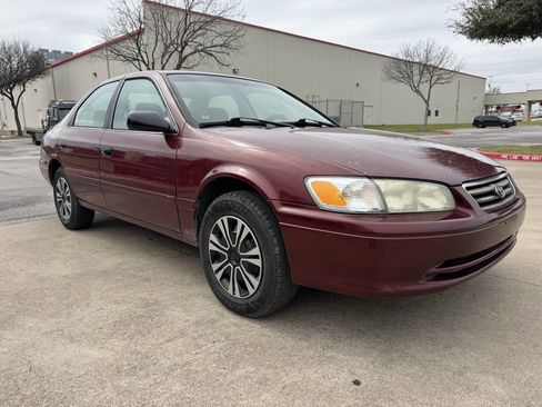 Used 2001 Toyota Camry CE image 3