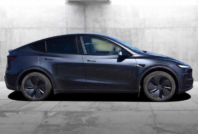 Used 2026 Tesla Model Y Long Range AWD/4WD image 5