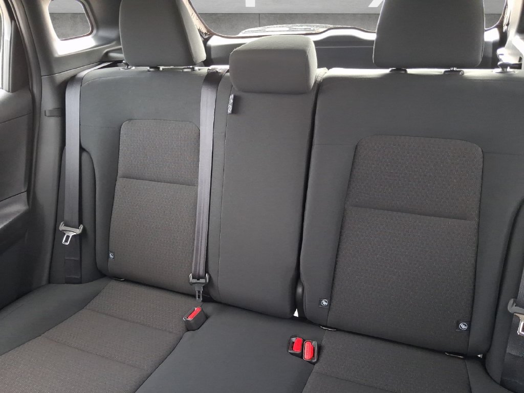 New 2027 Nissan Kicks S FWD image 23