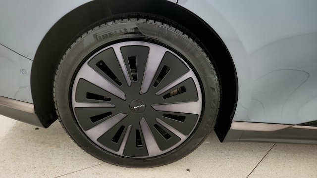 Used 2024 Lucid Air Pure RWD image 80