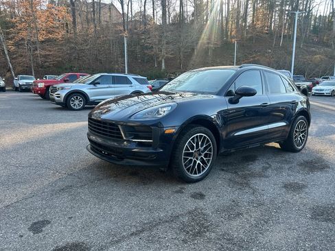 Used 2021 Porsche Macan image 7