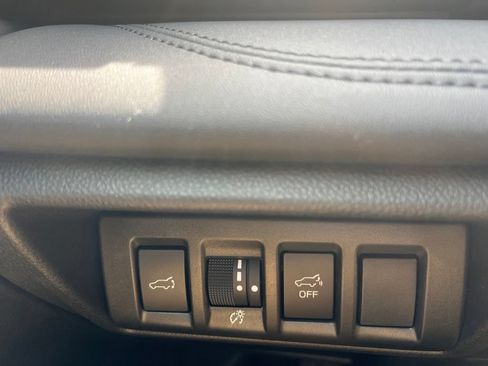 Used 2025 Subaru Outback Wilderness w/ Wilderness Package AWD/4WD image 23