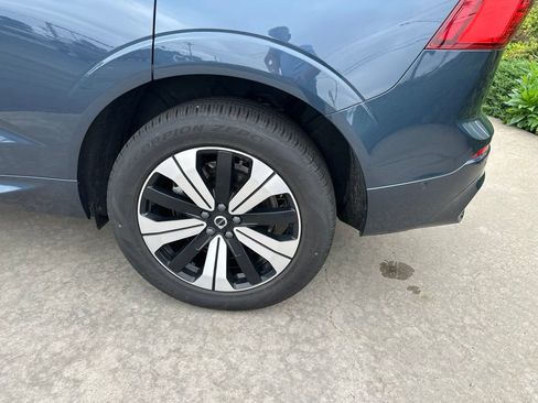 Certified 2025 Volvo XC60 T8 Plus w/ Protection Package Premier AWD/4WD image 17