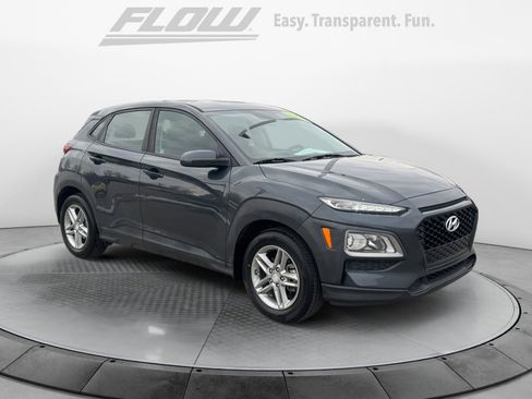 Used 2018 Hyundai Kona SE image 1