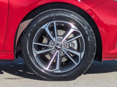 Certified 2023 Kia Forte LXS image 11