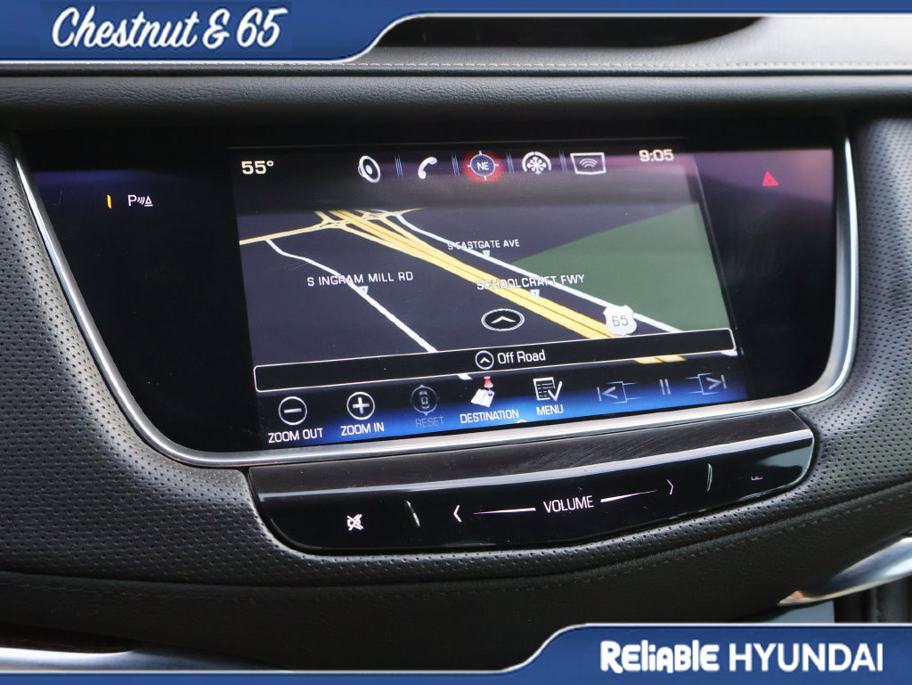 Used 2017 Cadillac XT5 Premium Luxury FWD image 36