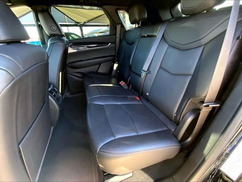 Used 2023 Cadillac XT5 Premium Luxury image 19