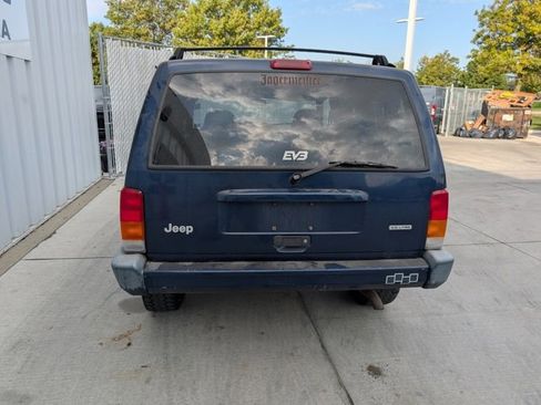 Used 2000 Jeep Cherokee Sport image 12