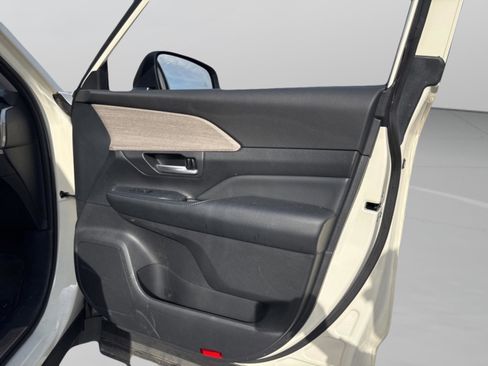 Used 2024 Toyota Grand Highlander Limited image 41