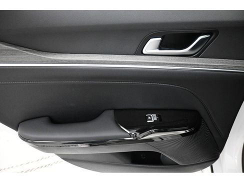 Certified 2025 Kia K5 EX FWD image 23