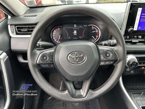 Used 2024 Toyota RAV4 XLE image 15