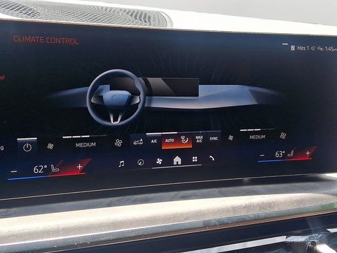 Used 2026 BMW X5 xDrive40i w/ M Sport Package AWD/4WD image 17