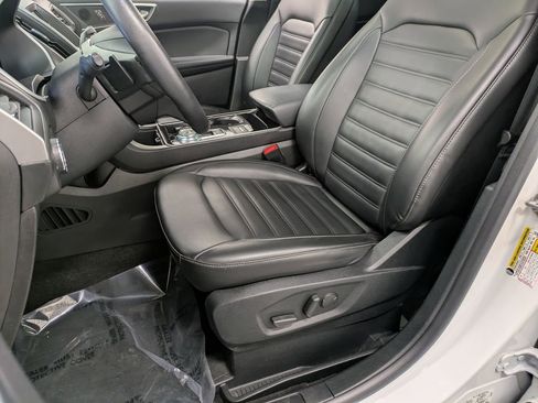 Used 2020 Ford Edge SEL w/ Convenience Package image 11