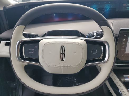 New 2026 Lincoln Nautilus Black Label AWD/4WD image 16