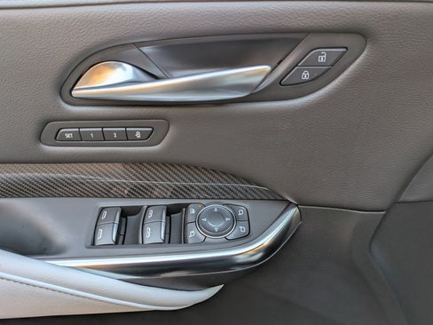 Used 2024 Cadillac XT4 Sport image 15