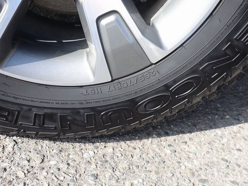 Used 2019 Chevrolet Colorado Z71 image 49