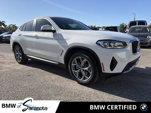 Certified 2025 BMW X4 xDrive30i AWD/4WD image 1