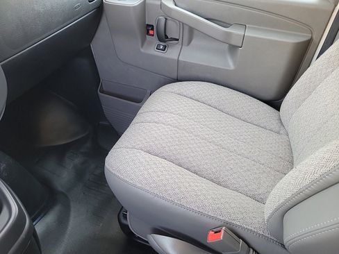 New 2025 GMC Savana 3500 w/ Power Convenience Package image 17