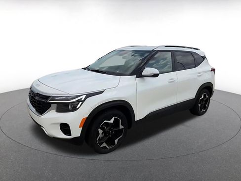 Used 2025 Kia Seltos S FWD image 8
