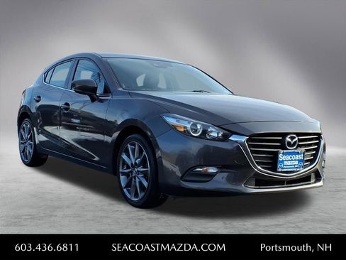 Used 2018 MAZDA MAZDA3 Touring image 24