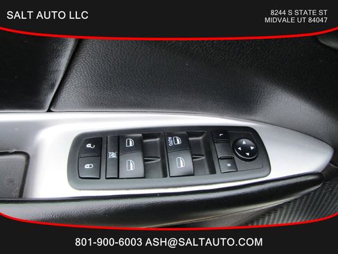 Used 2018 Dodge Journey SE image 13