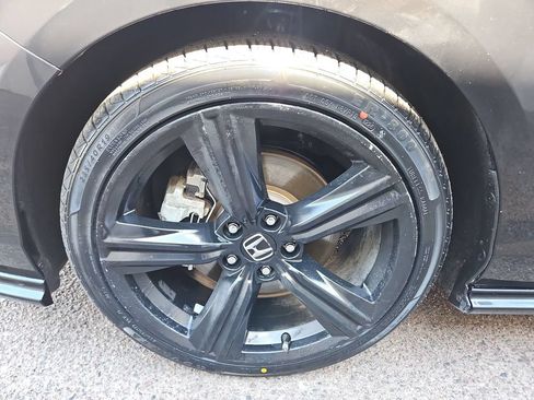 Used 2023 Honda Accord Sport image 28