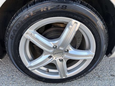 Used 2016 Hyundai Accent SE w/ Option Group 02 image 31