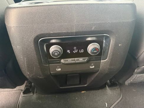Used 2021 Chevrolet Tahoe LT AWD/4WD image 23