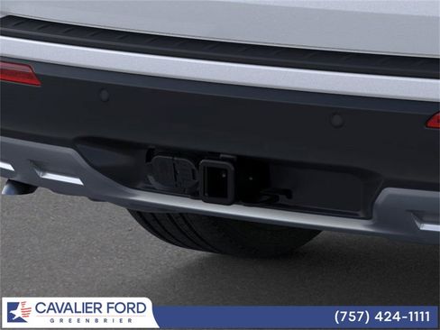 Used 2025 Ford Explorer Active w/ Active Comfort Package image 23