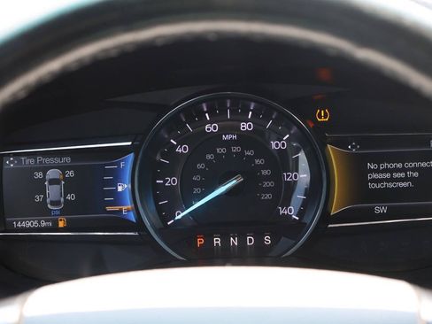 Used 2018 Ford Explorer XLT w/ Equipment Group 202A AWD/4WD image 20