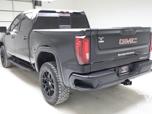 Used 2025 GMC Sierra 1500 AT4X AWD/4WD image 3