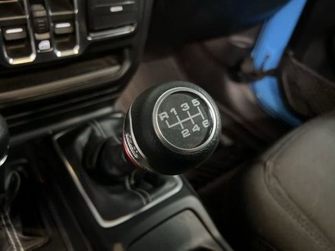 Used 2021 Jeep Wrangler Unlimited Sahara AWD/4WD image 16