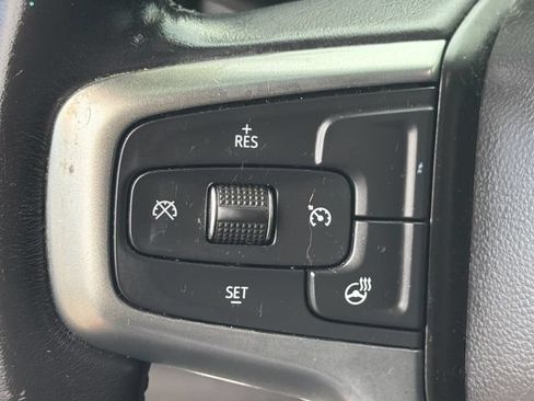 Used 2021 Chevrolet Silverado 1500 LT AWD/4WD image 23