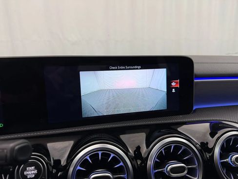 Used 2020 Mercedes-Benz CLA 250 4MATIC image 30