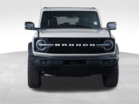 New 2025 Ford Bronco Outer Banks image 11
