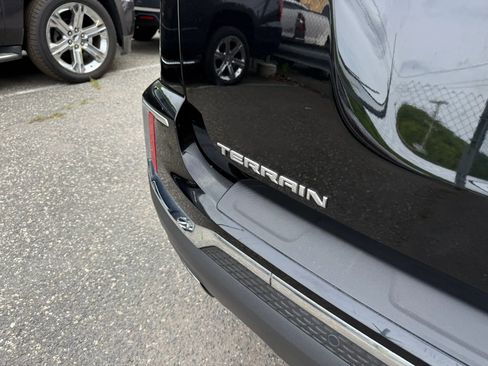 Used 2016 GMC Terrain SLT w/ Open Road Package AWD/4WD image 11