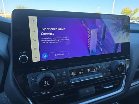 Certified 2025 Toyota Grand Highlander FWD image 23