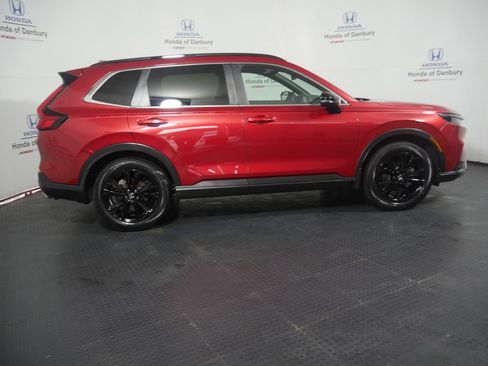 Used 2023 Honda CR-V Sport Touring image 3