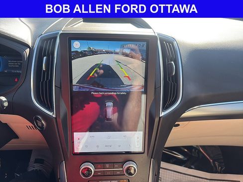 Used 2023 Ford Edge Titanium AWD/4WD image 15