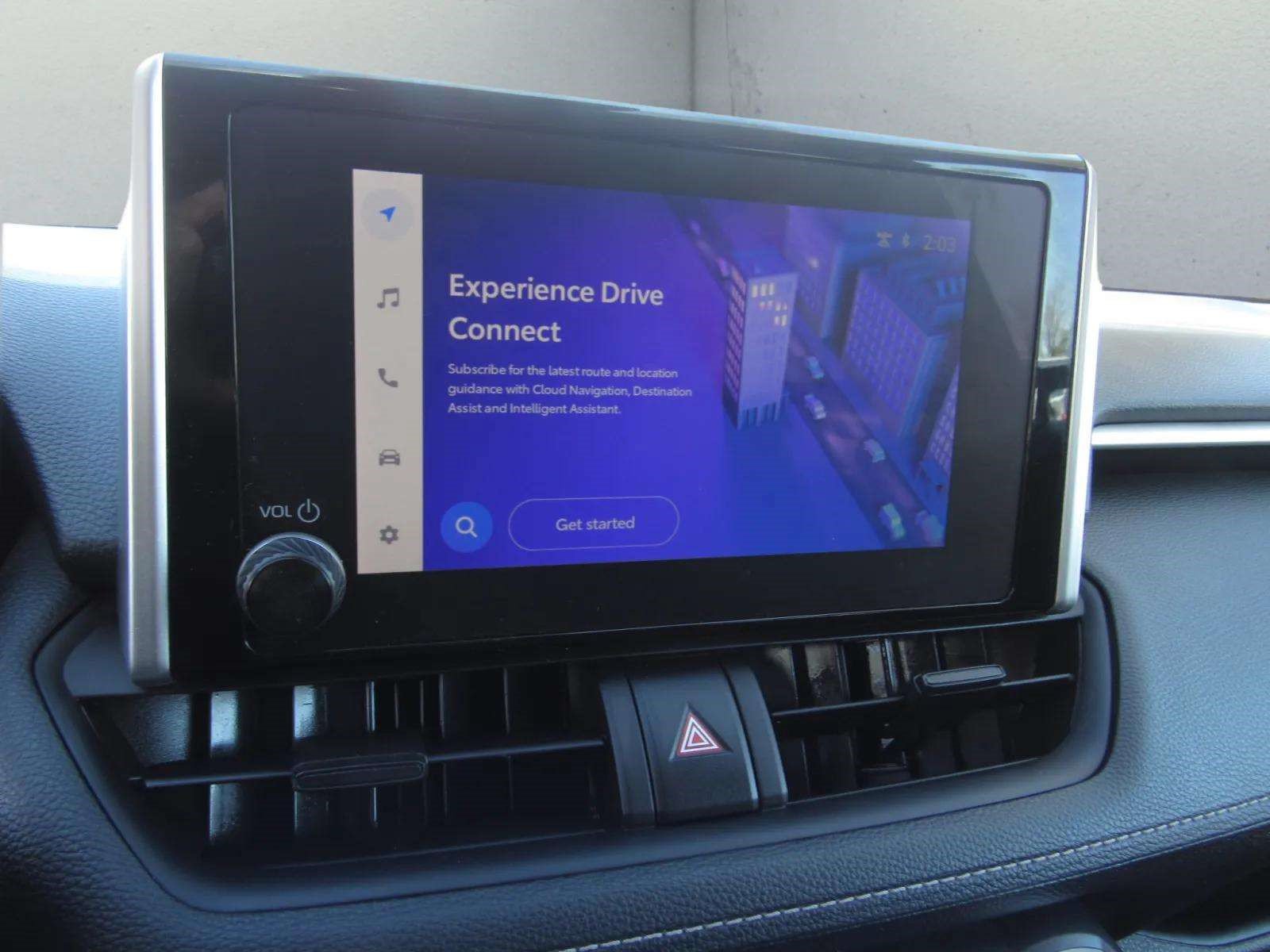 Used 2025 Toyota RAV4 XLE FWD image 18