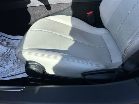 Used 2021 MAZDA MX-5 Miata RF Grand Touring image 17