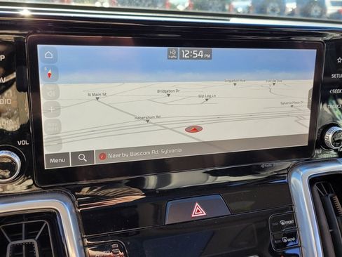 Used 2023 Kia Sorento SX image 22