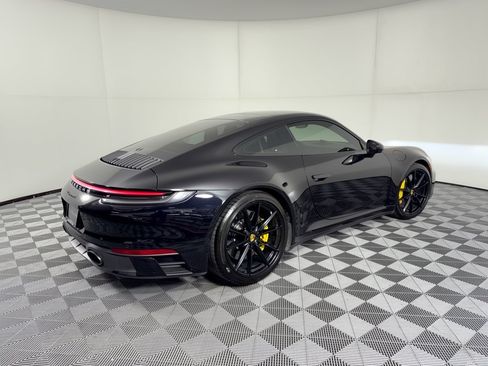 Certified 2024 Porsche 911 Carrera 4 AWD/4WD image 9